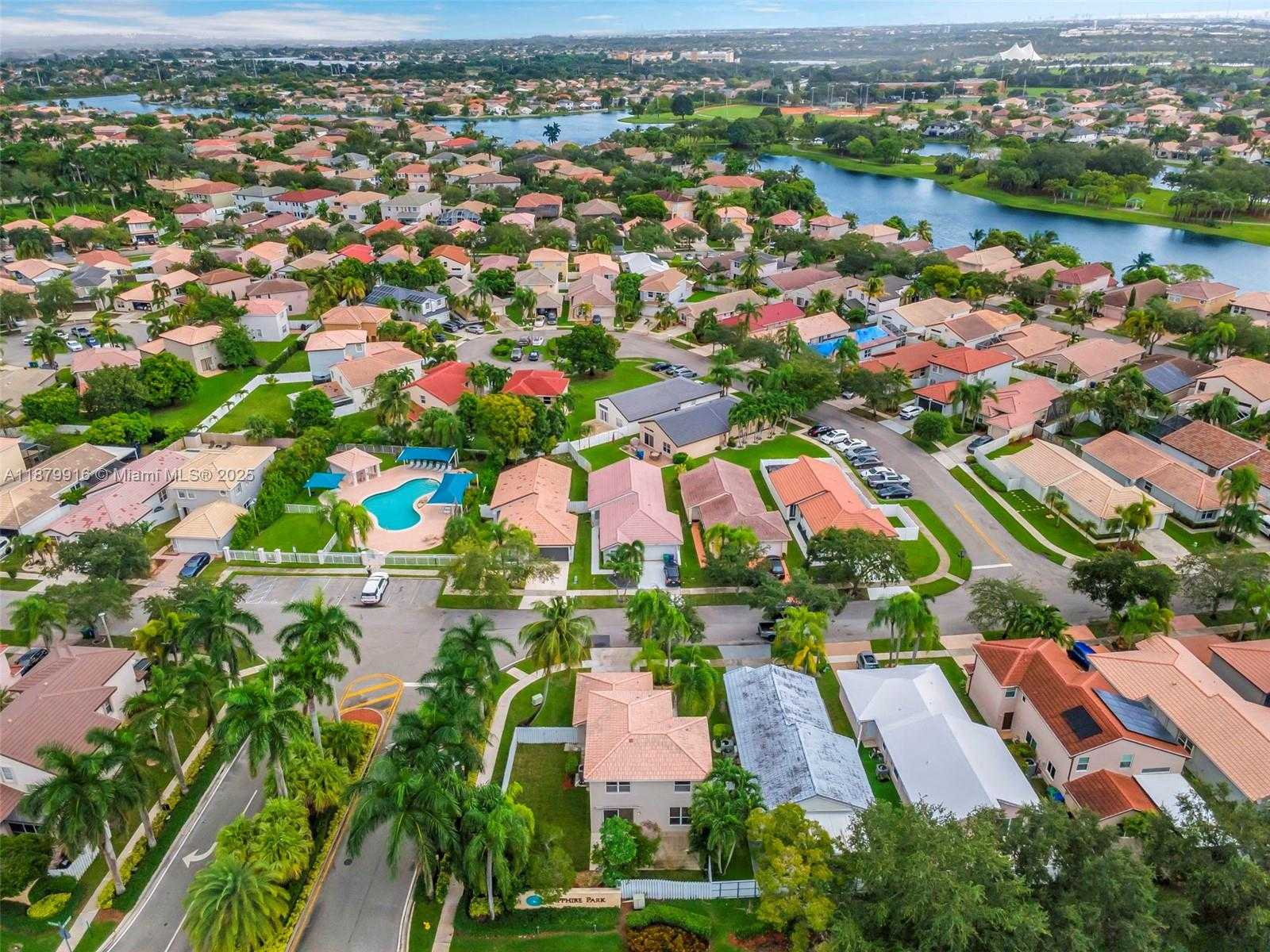 Small Image of 2608 SOUTH WEST 177TH AVE, Miramar Number 41
