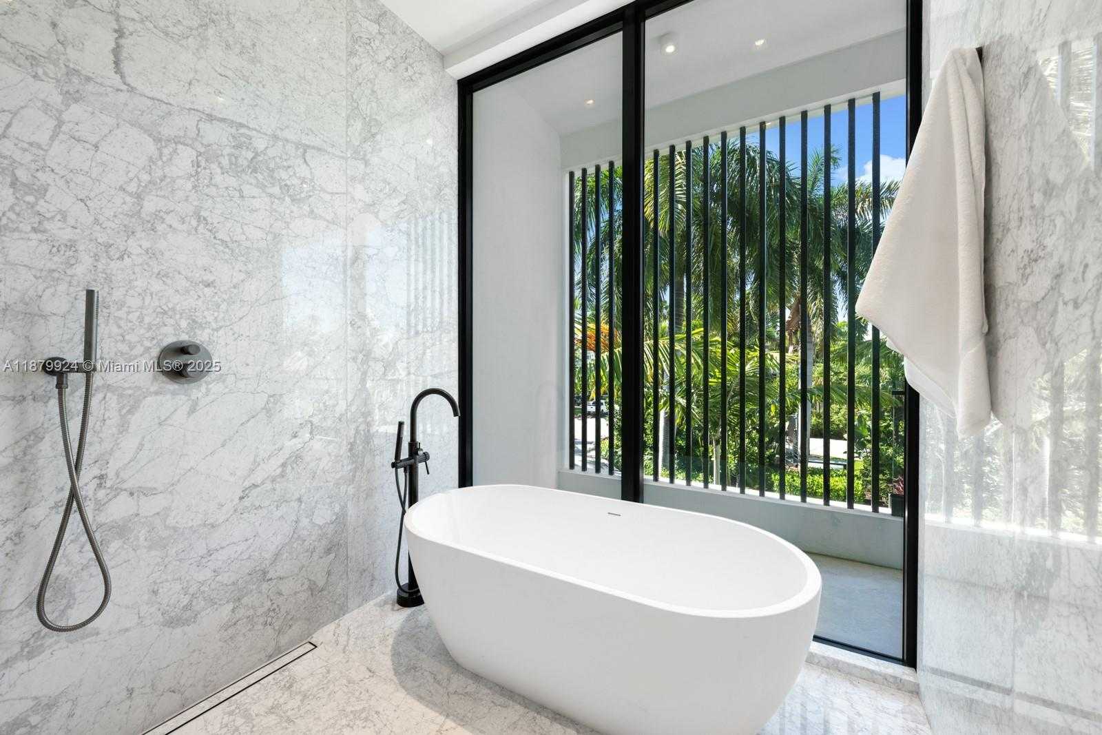 Small Image of 291 PALM AVE, Miami Beach Number 21