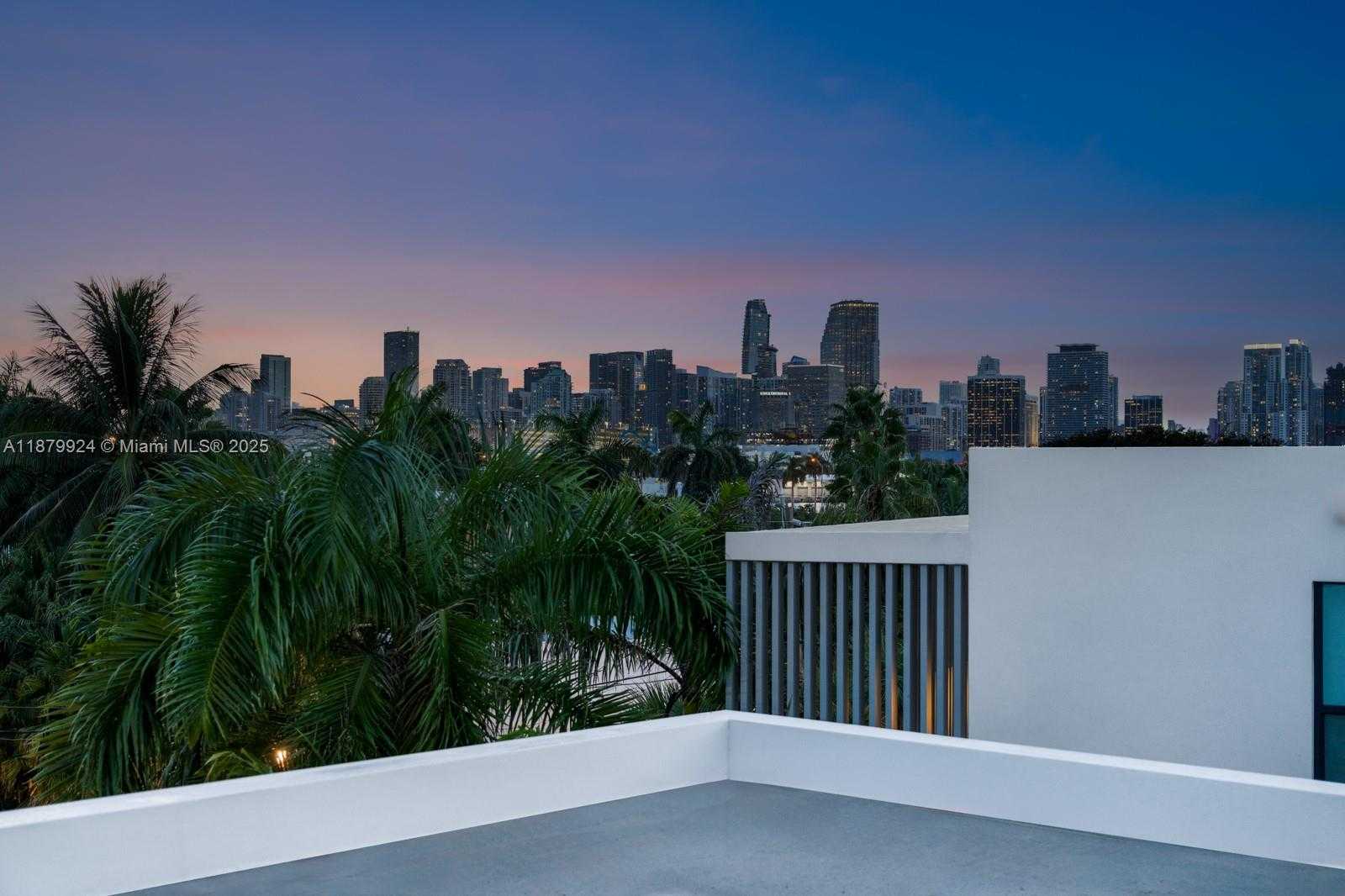 Small Image of 291 PALM AVE, Miami Beach Number 38