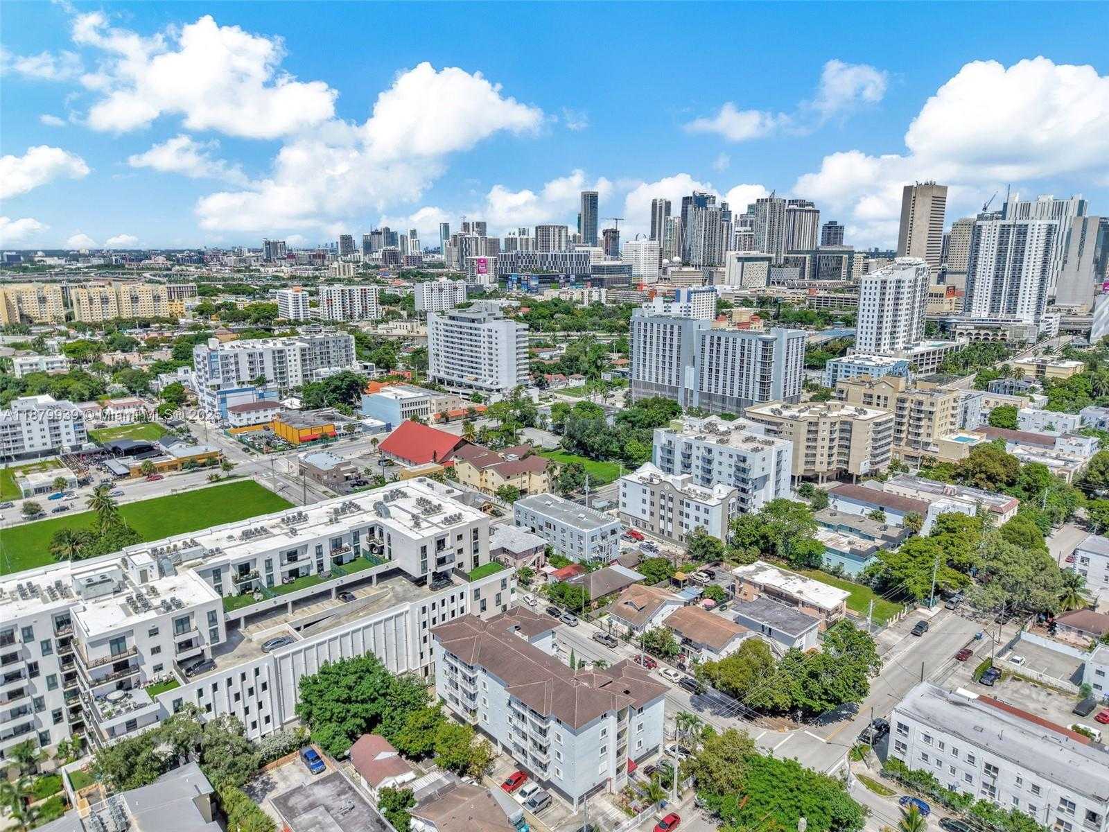 Small Image of 119 SOUTH WEST 7TH AVE, Miami Number 14