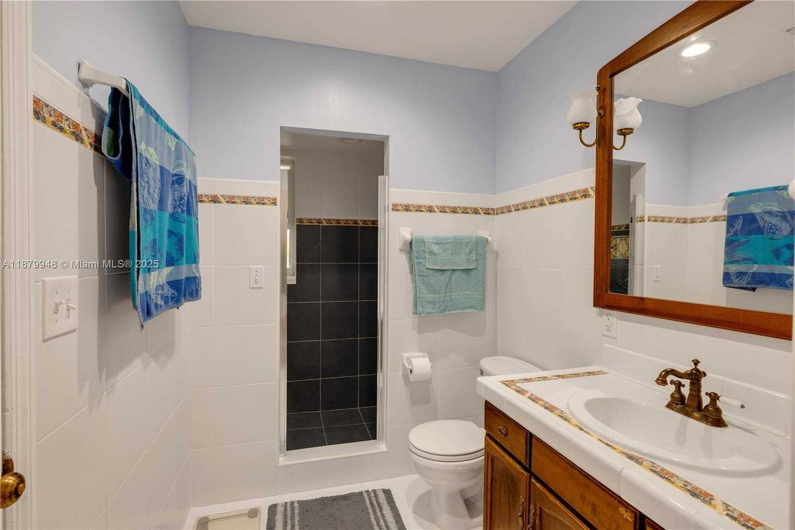 Small Image of 18700 BELMONT DR, Cutler Bay Number 12