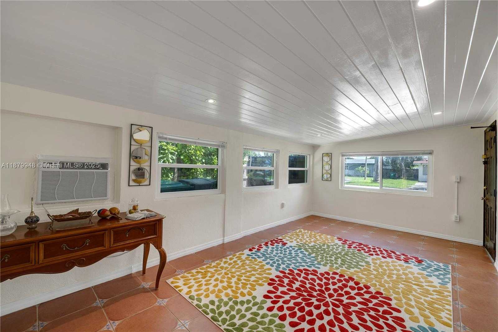 Small Image of 18700 BELMONT DR, Cutler Bay Number 21