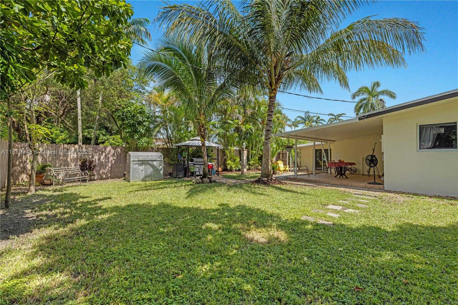 Small Image of 18700 BELMONT DR, Cutler Bay Number 23