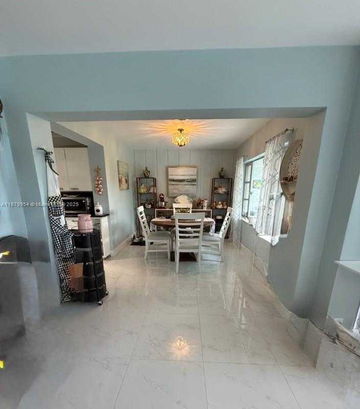 Small Image of 4713 HOLLY DR, Tamarac Number 11