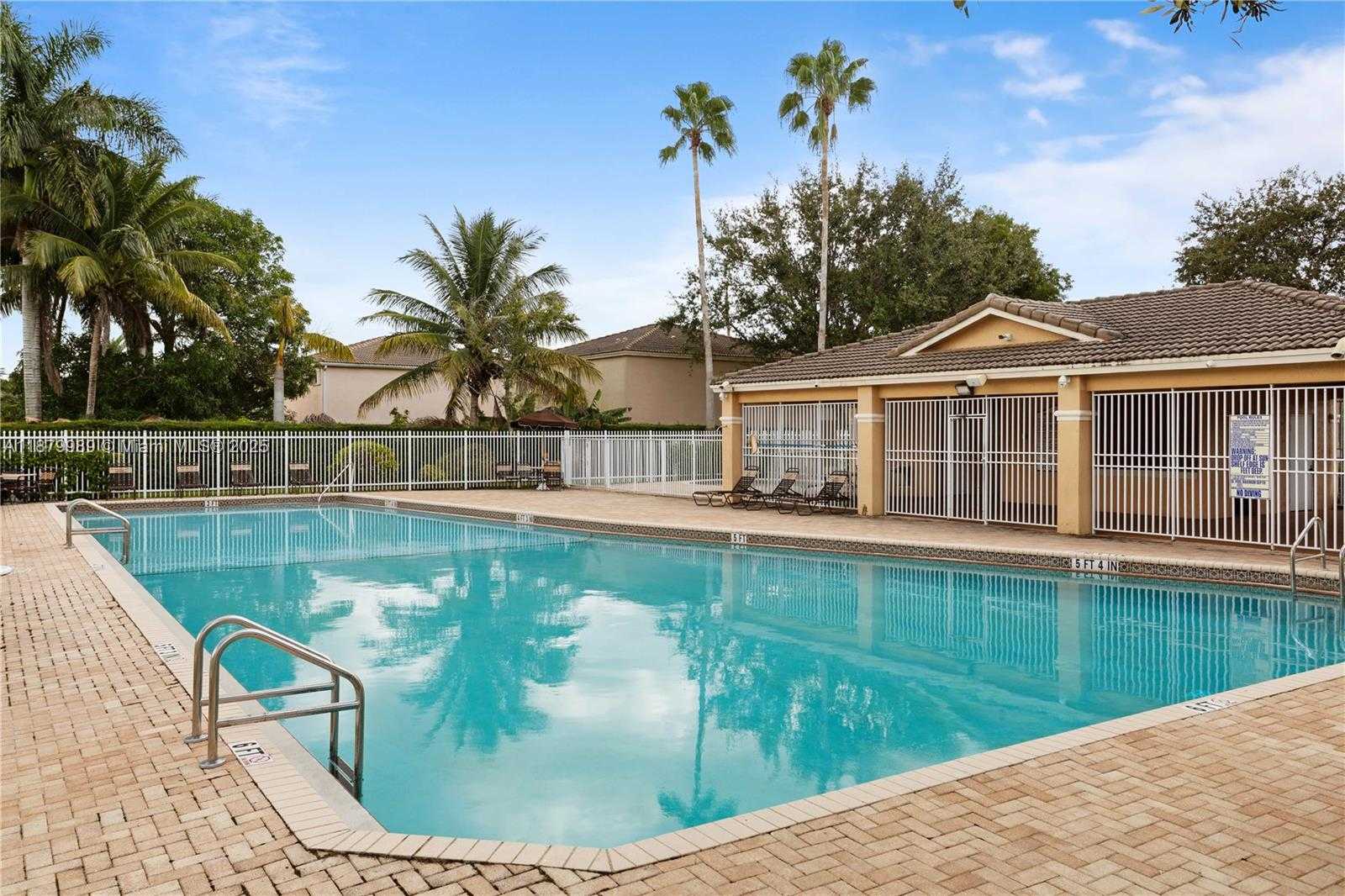 Small Image of 10698 SOUTH WEST 21ST ST, Miramar Number 35