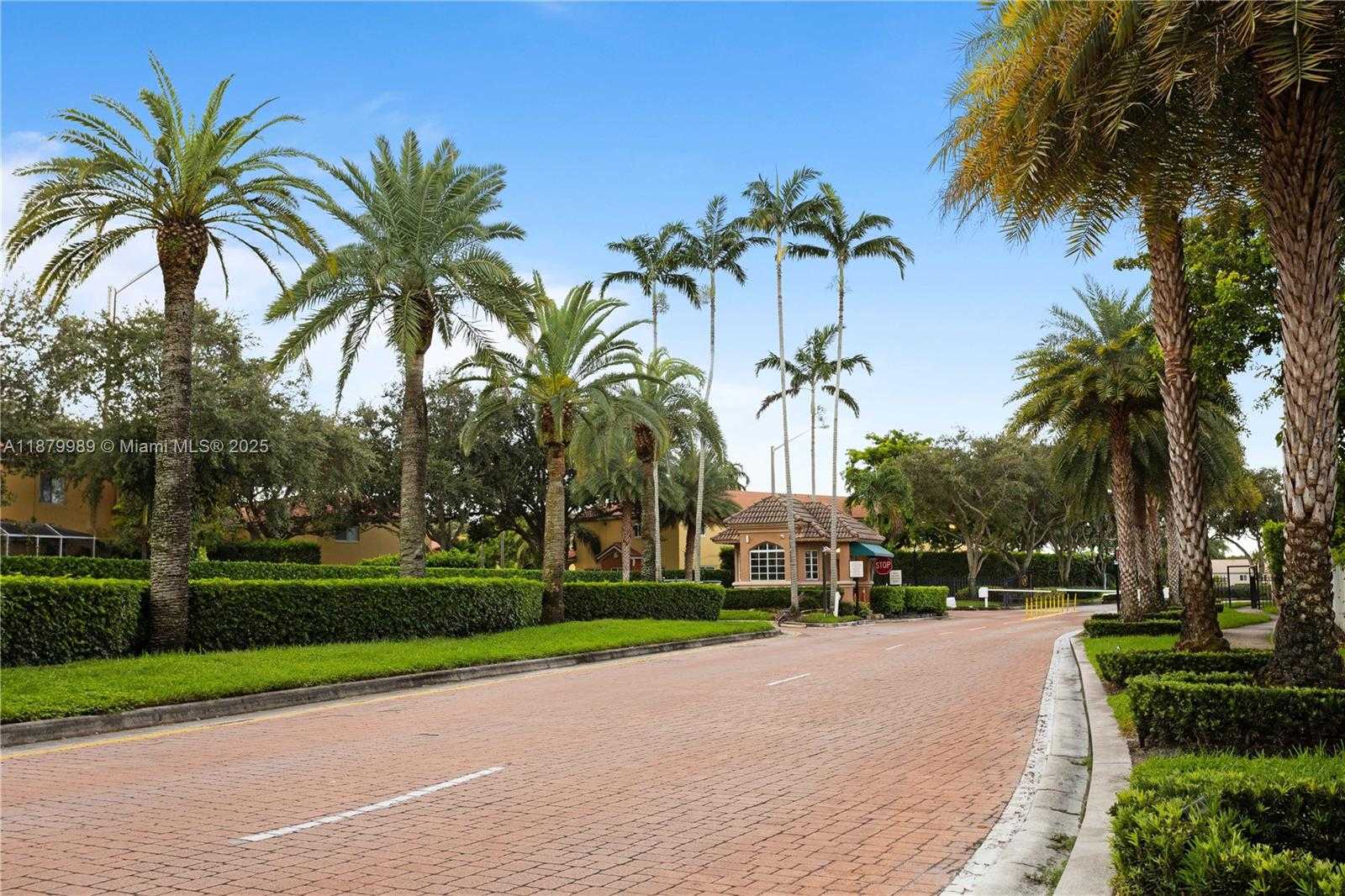 Small Image of 10698 SOUTH WEST 21ST ST, Miramar Number 37