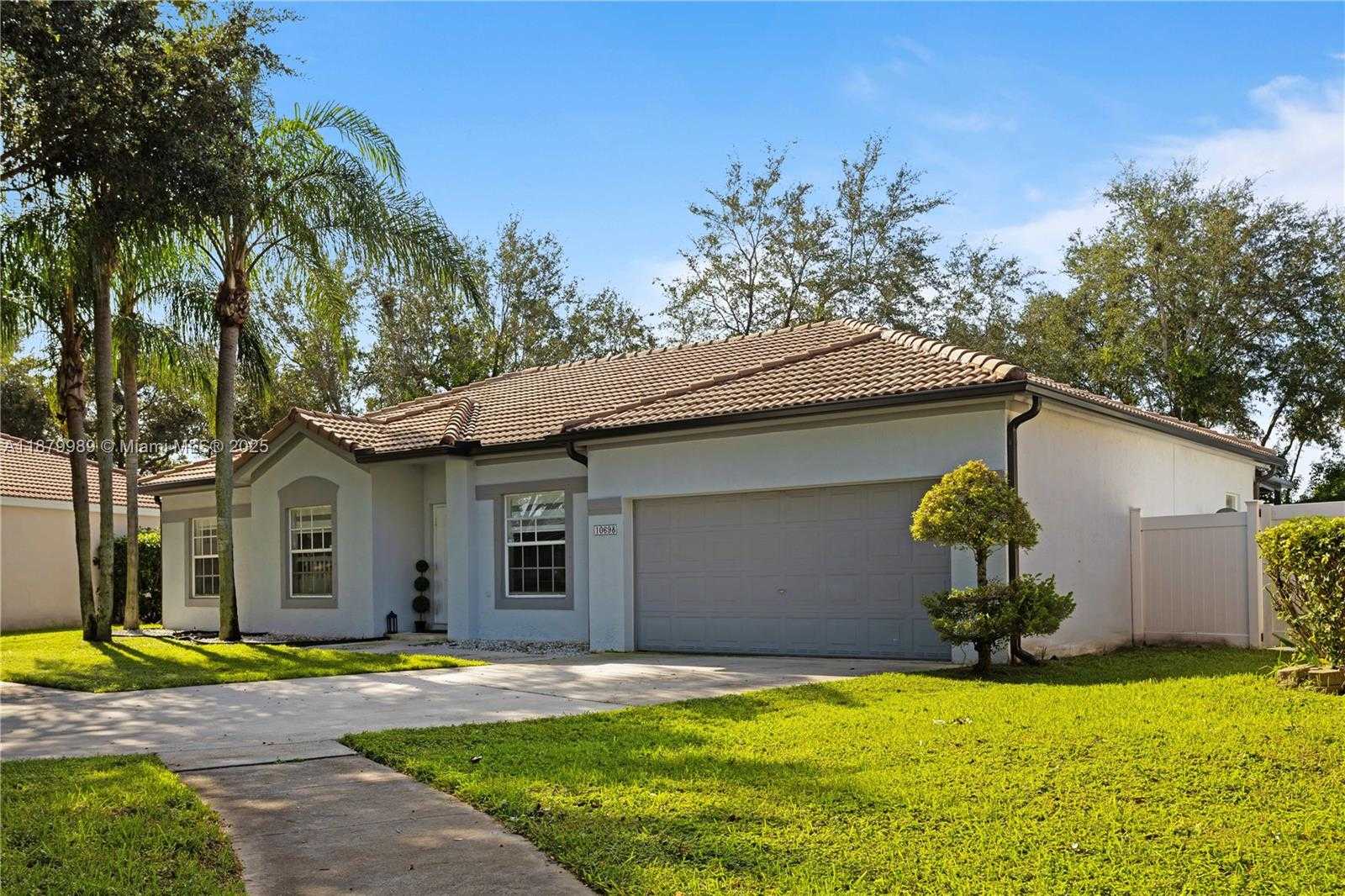 Small Image of 10698 SOUTH WEST 21ST ST, Miramar Number 4