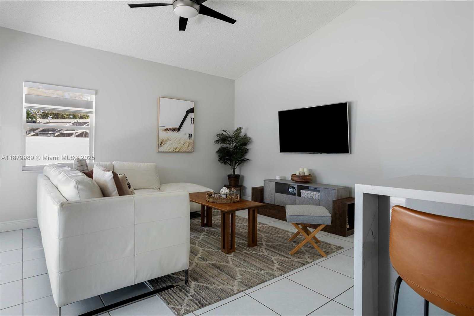 Small Image of 10698 SOUTH WEST 21ST ST, Miramar Number 9