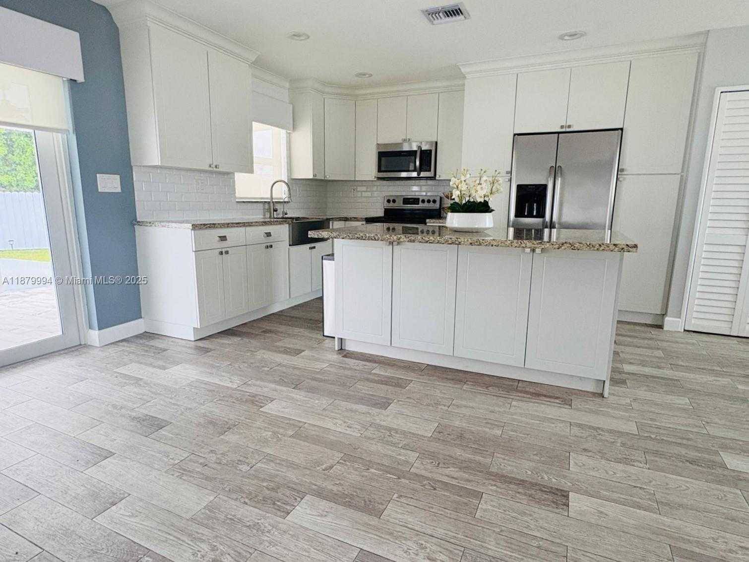 Small Image of 4384 NORTH WEST 202ND ST, Miami Gardens Number 15