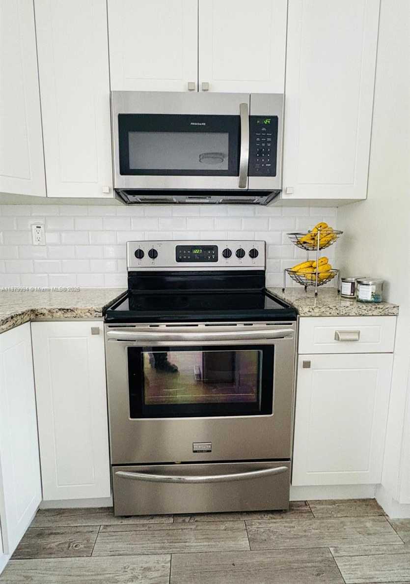Small Image of 4384 NORTH WEST 202ND ST, Miami Gardens Number 20