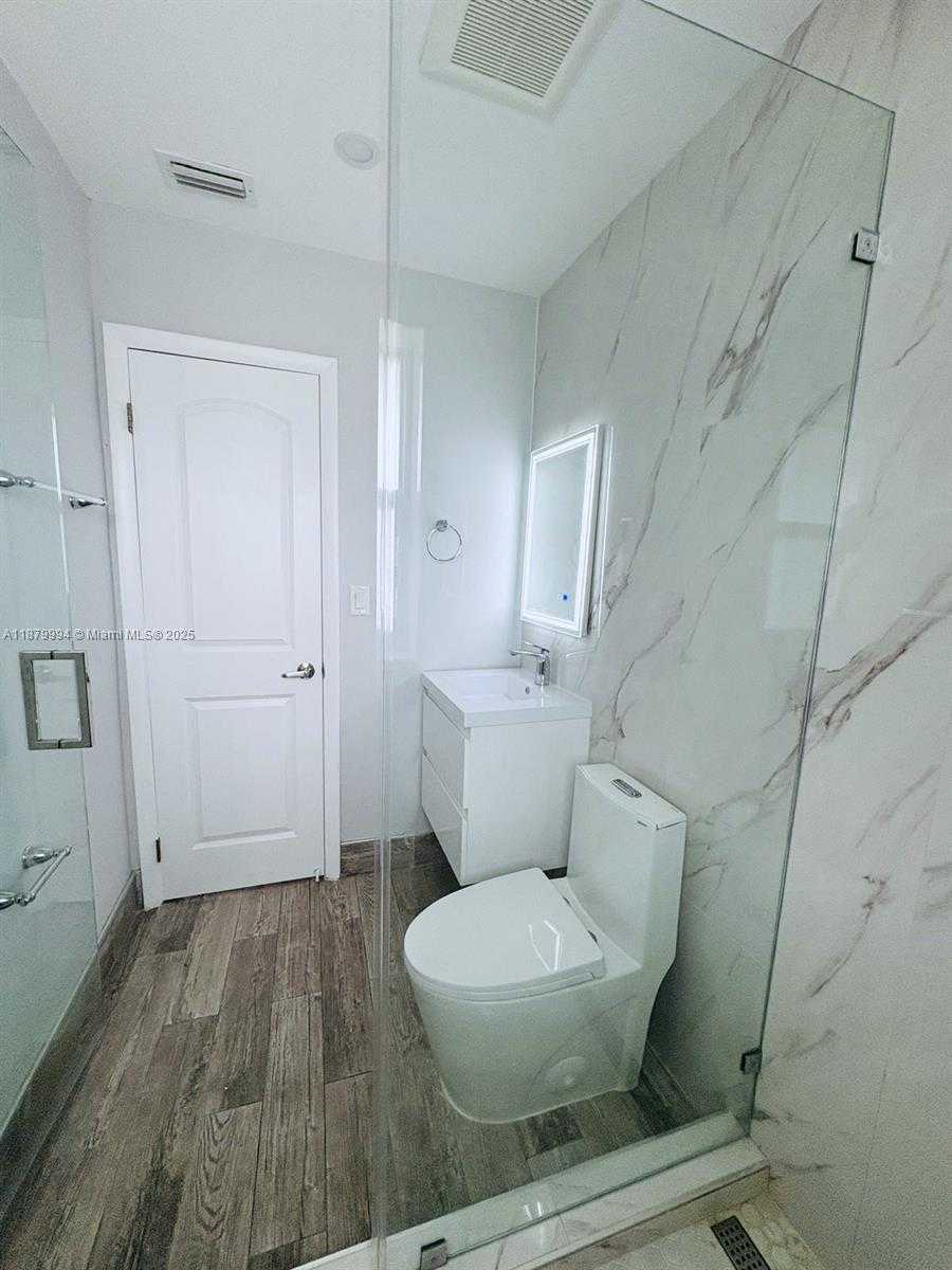 Small Image of 4384 NORTH WEST 202ND ST, Miami Gardens Number 43