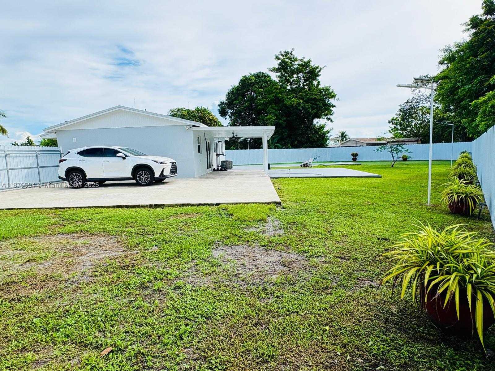Small Image of 4384 NORTH WEST 202ND ST, Miami Gardens Number 47
