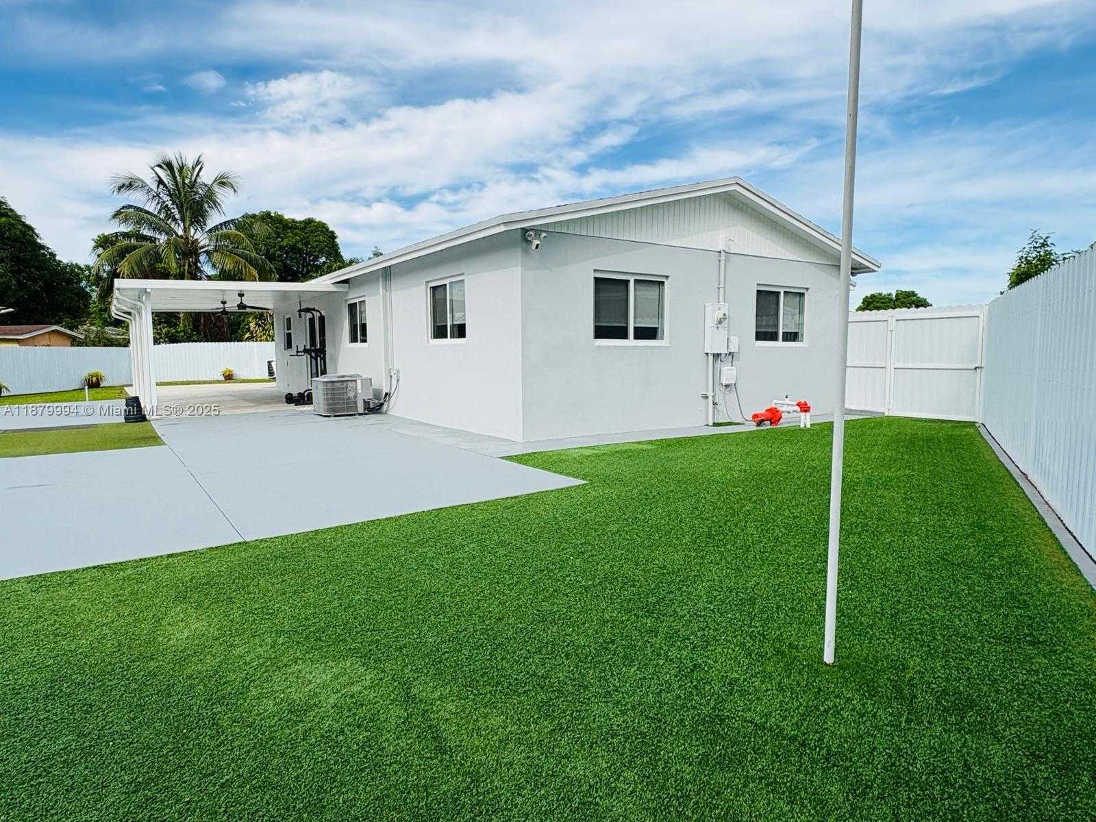 Small Image of 4384 NORTH WEST 202ND ST, Miami Gardens Number 52