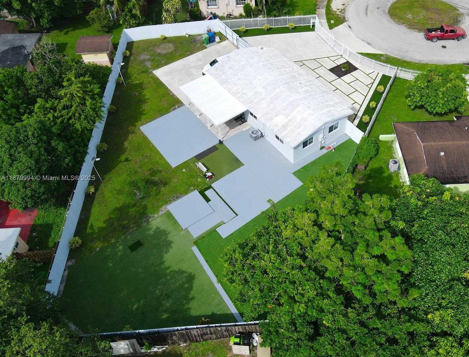 Small Image of 4384 NORTH WEST 202ND ST, Miami Gardens Number 60