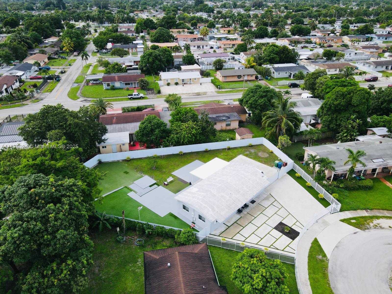 Small Image of 4384 NORTH WEST 202ND ST, Miami Gardens Number 64
