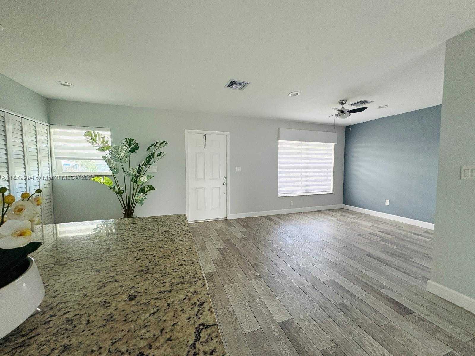 Small Image of 4384 NORTH WEST 202ND ST, Miami Gardens Number 9