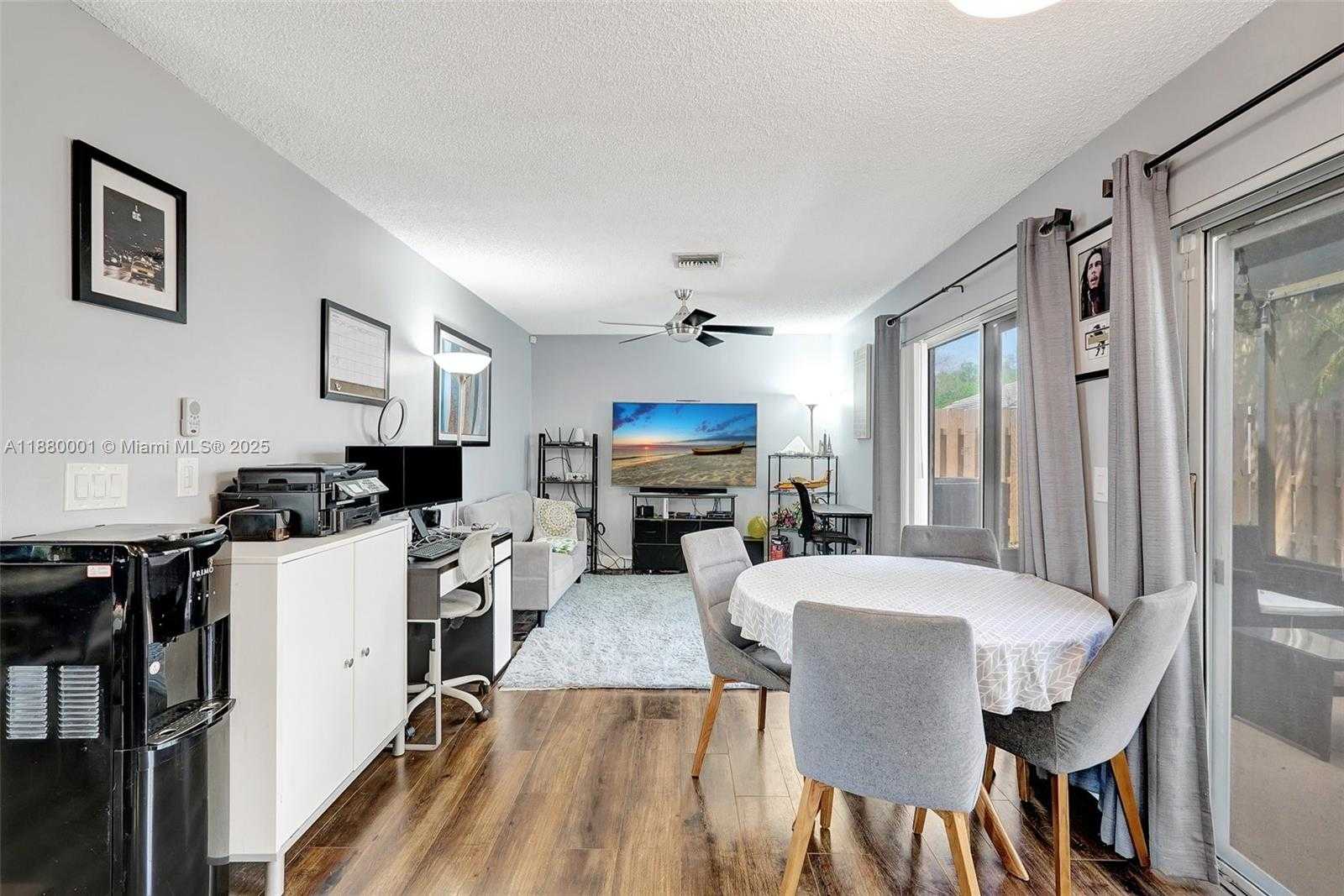 Small Image of 9900 NORTH WEST 2ND CT, Plantation Number 14