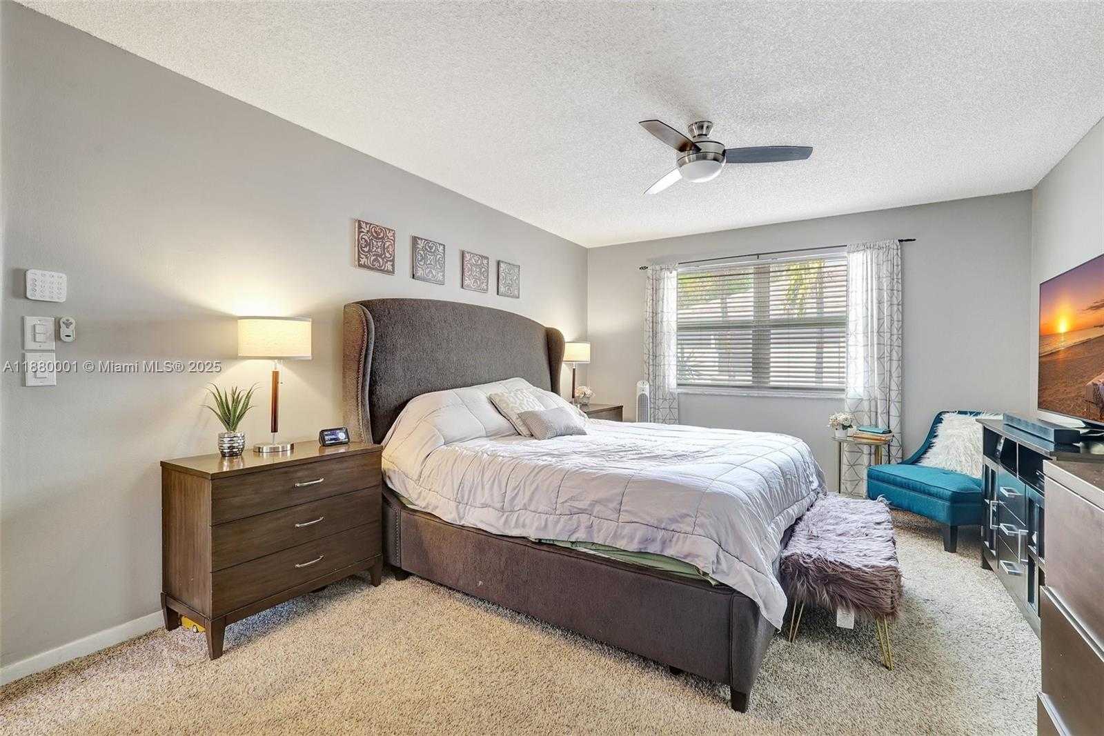 Small Image of 9900 NORTH WEST 2ND CT, Plantation Number 21