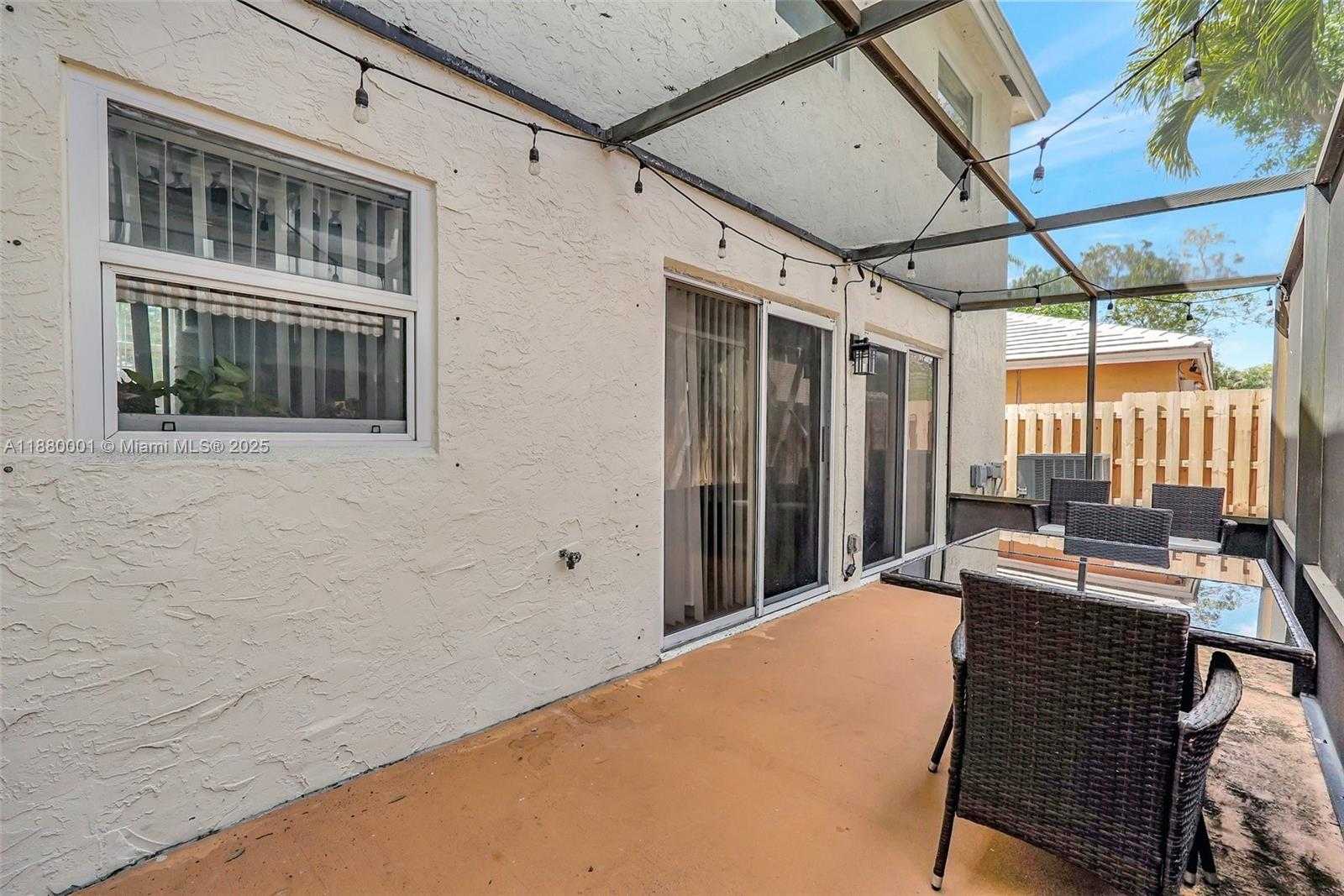 Small Image of 9900 NORTH WEST 2ND CT, Plantation Number 41
