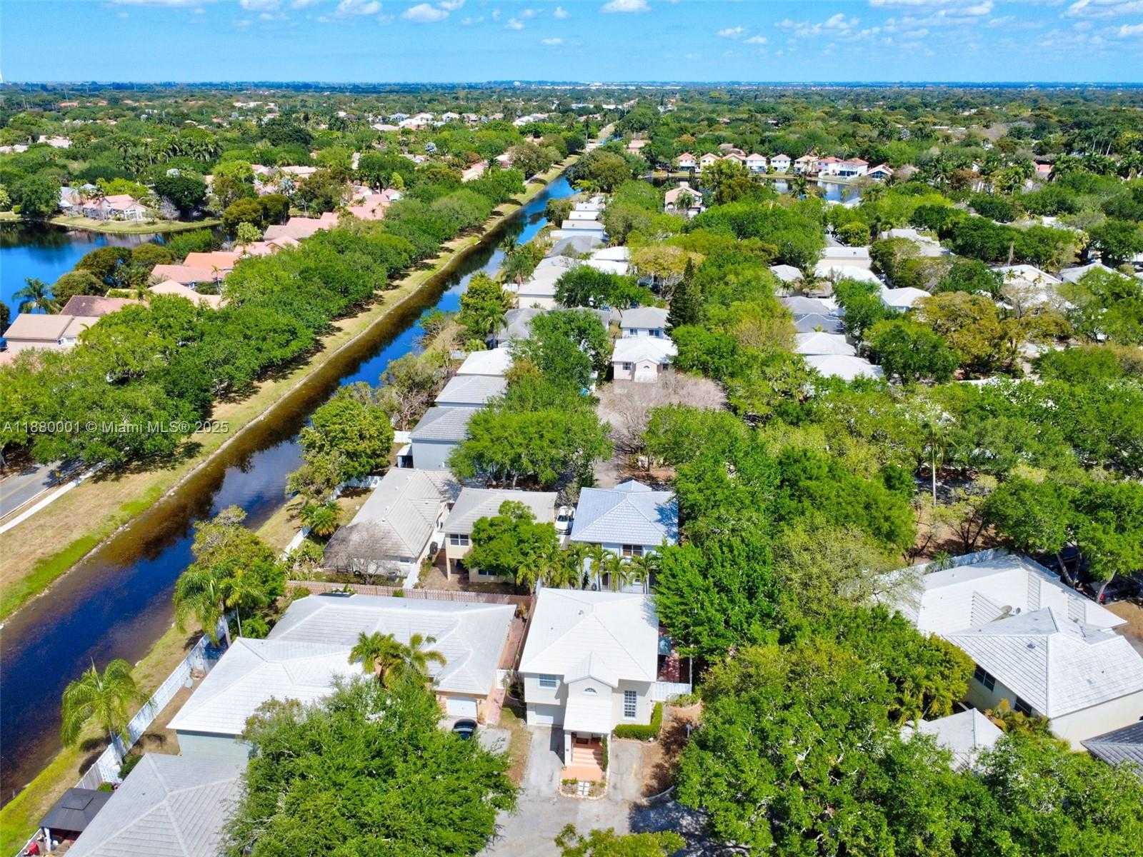 Small Image of 9900 NORTH WEST 2ND CT, Plantation Number 44