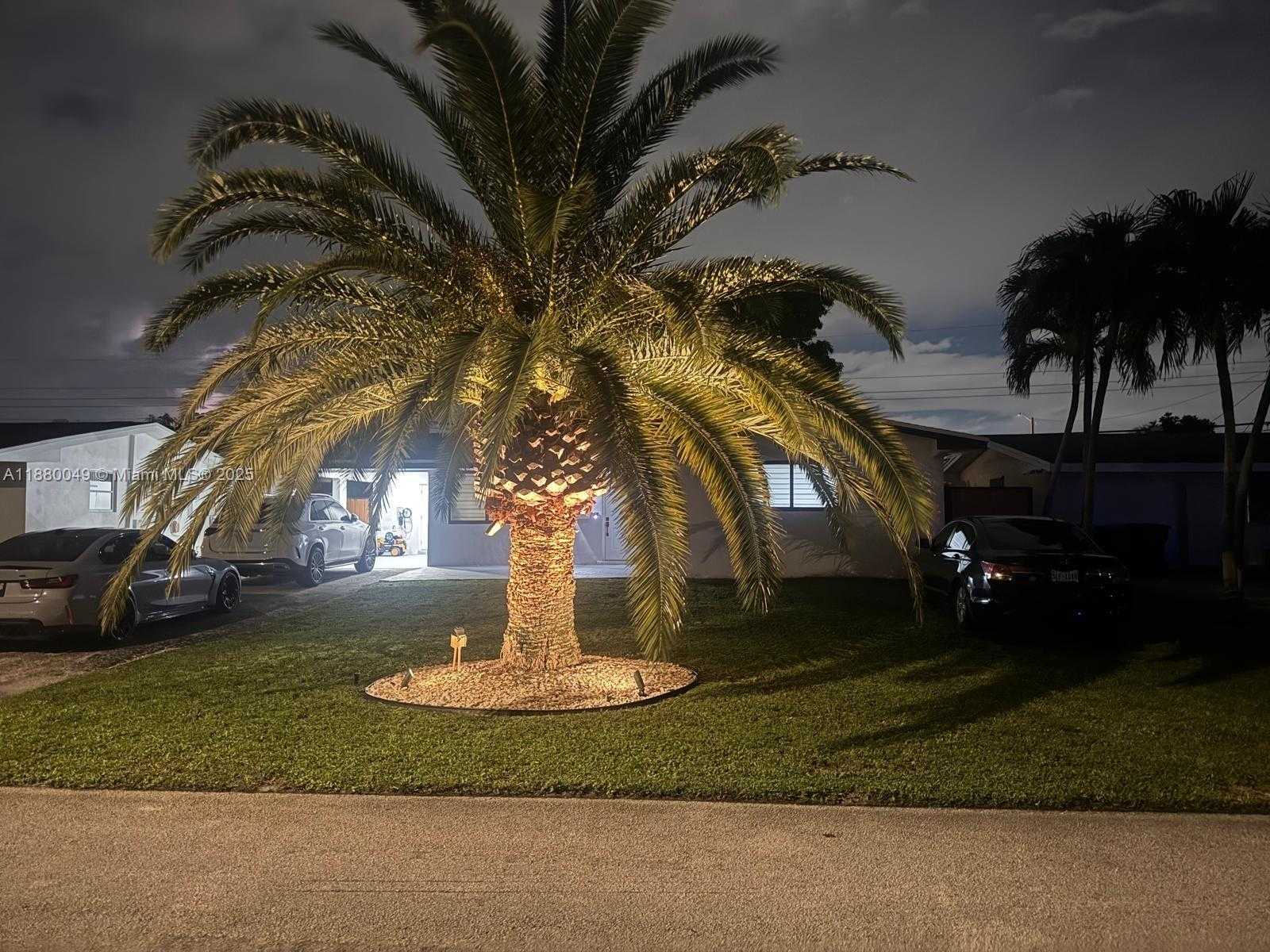 Small Image of 8791 NORTH WEST 16TH ST, Pembroke Pines Number 45