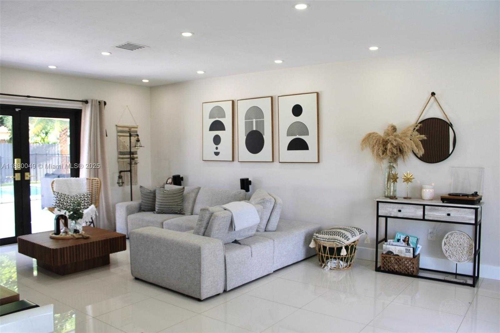 Small Image of 8791 NORTH WEST 16TH ST, Pembroke Pines Number 8