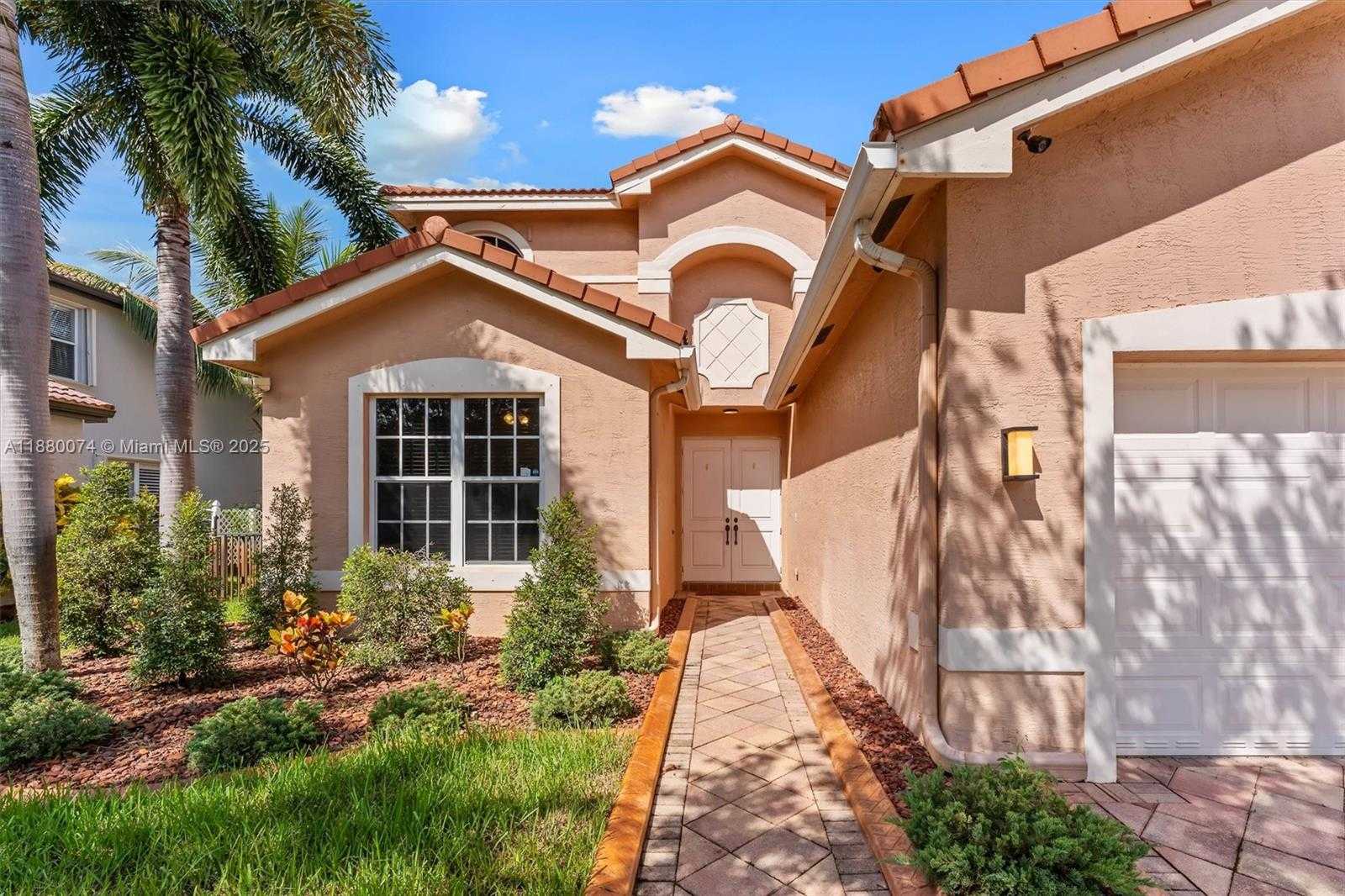 Small Image of 4528 SOUTH WEST 183RD AVE, Miramar Number 4