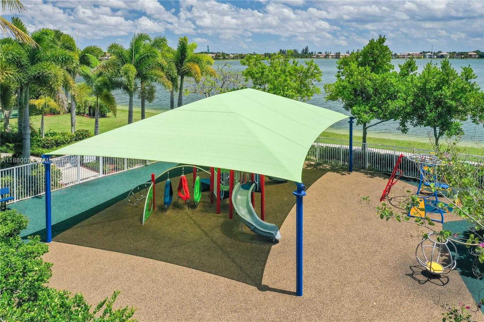 Small Image of 4528 SOUTH WEST 183RD AVE, Miramar Number 42