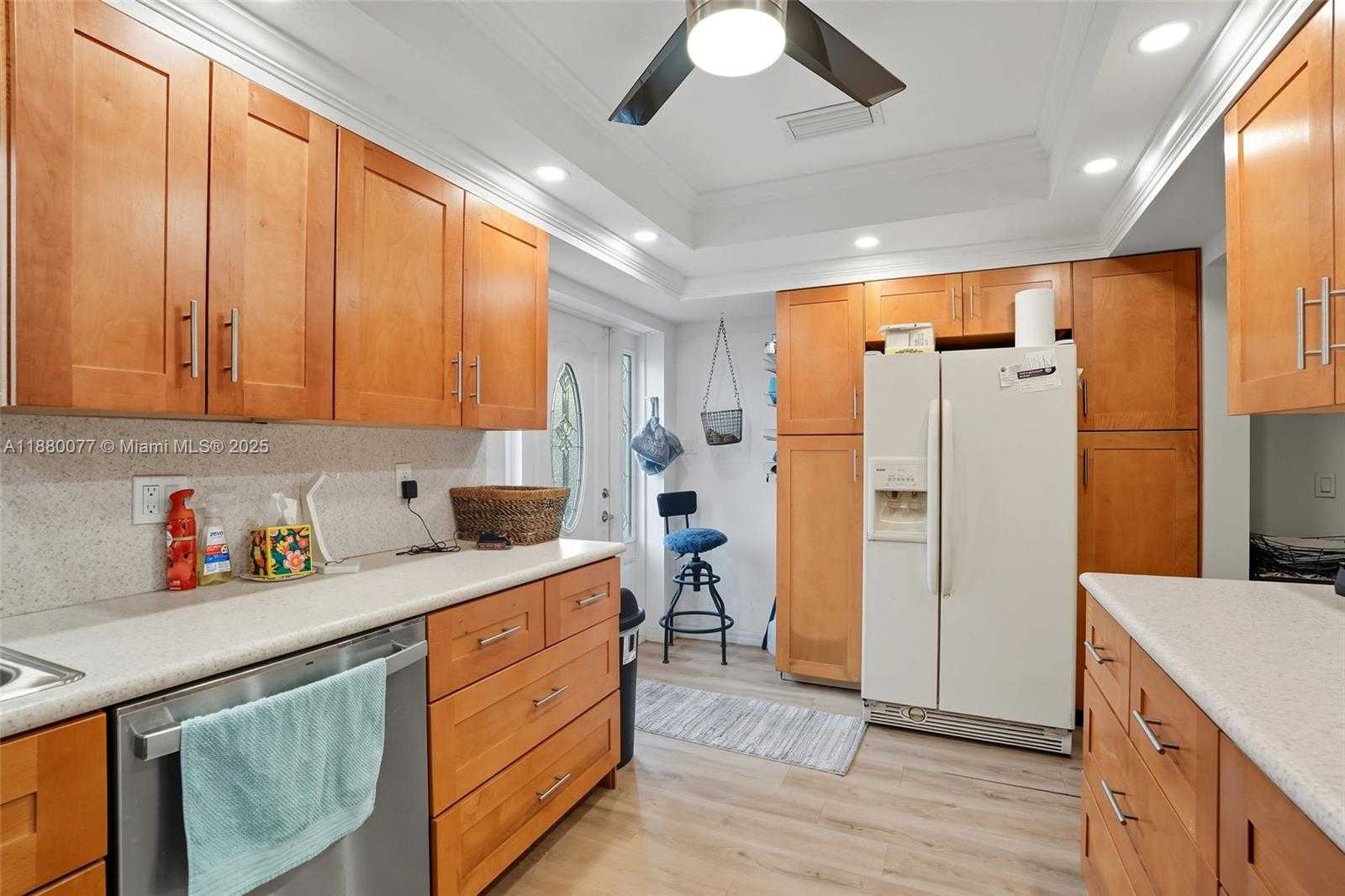 Small Image of 1261 DRIFTWOOD DR, Other City - In The State Of Florida Number 13