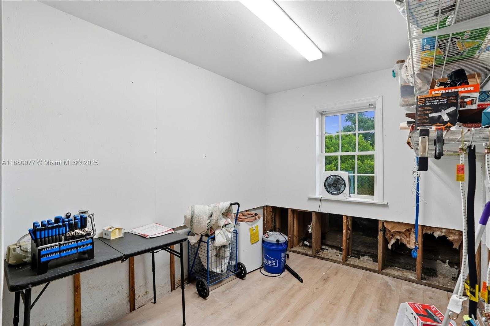 Small Image of 1261 DRIFTWOOD DR, Other City - In The State Of Florida Number 23