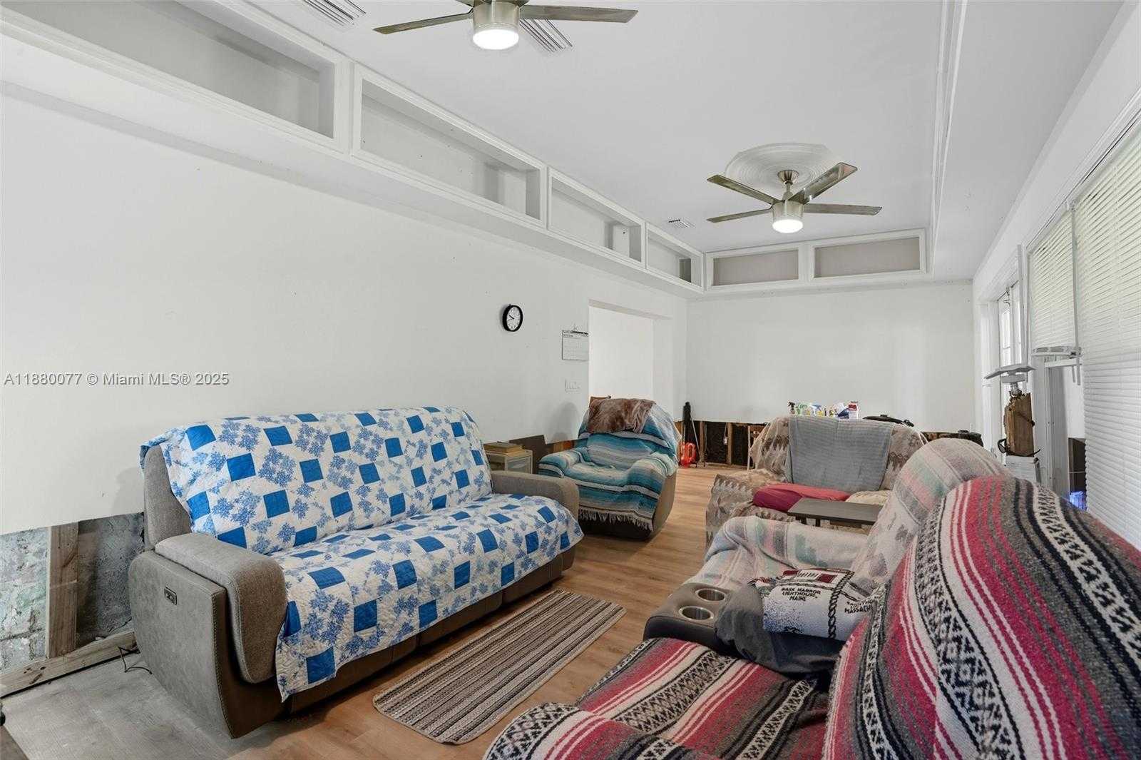 Small Image of 1261 DRIFTWOOD DR, Other City - In The State Of Florida Number 5