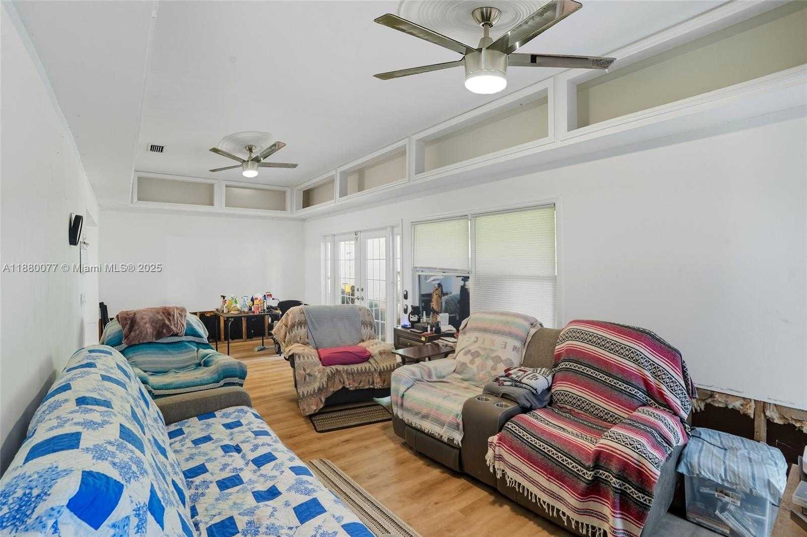 Small Image of 1261 DRIFTWOOD DR, Other City - In The State Of Florida Number 6