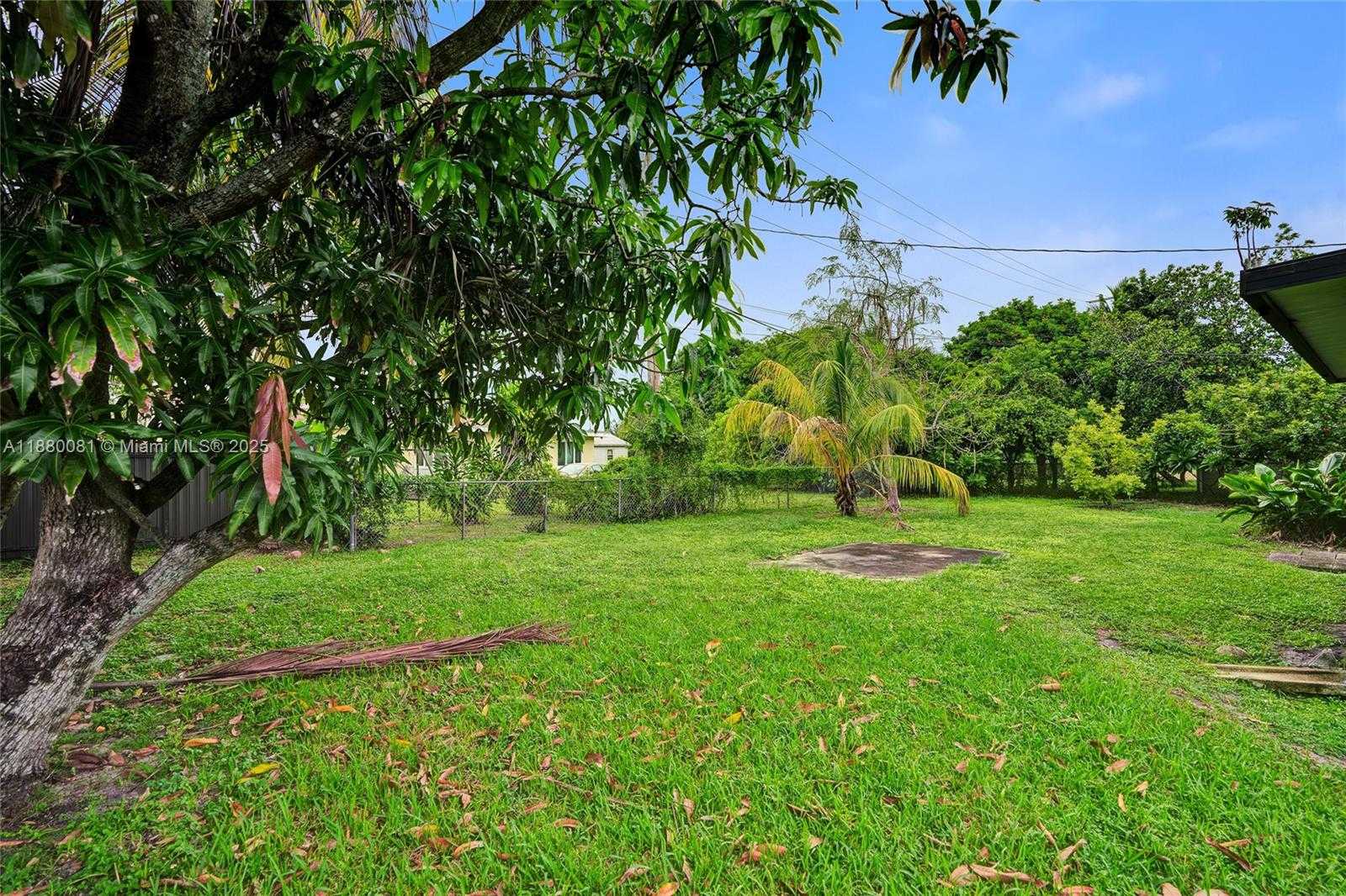 Small Image of 19120 NORTH WEST 12TH AVE, Miami Gardens Number 34