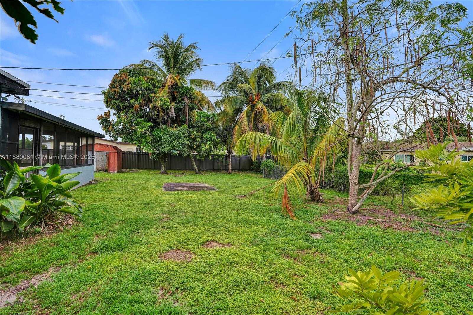 Small Image of 19120 NORTH WEST 12TH AVE, Miami Gardens Number 37