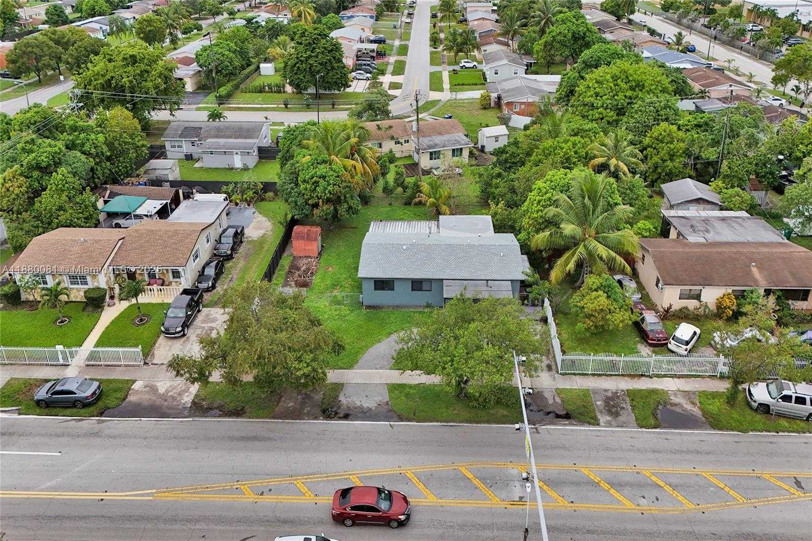 Small Image of 19120 NORTH WEST 12TH AVE, Miami Gardens Number 45