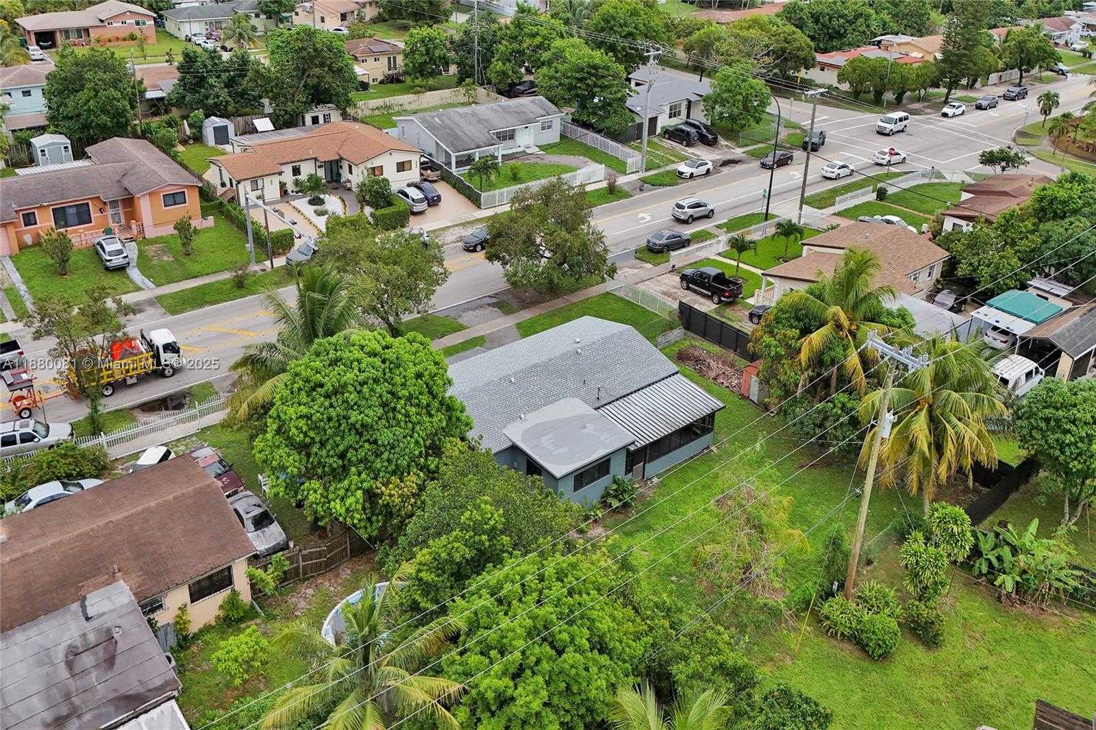 Small Image of 19120 NORTH WEST 12TH AVE, Miami Gardens Number 48