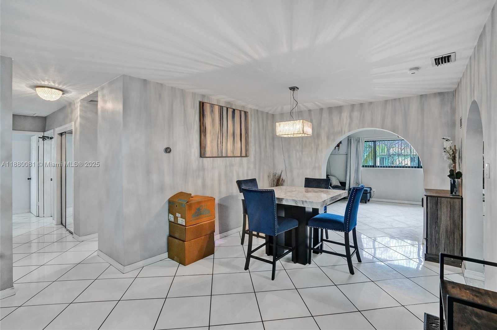 Small Image of 19120 NORTH WEST 12TH AVE, Miami Gardens Number 7