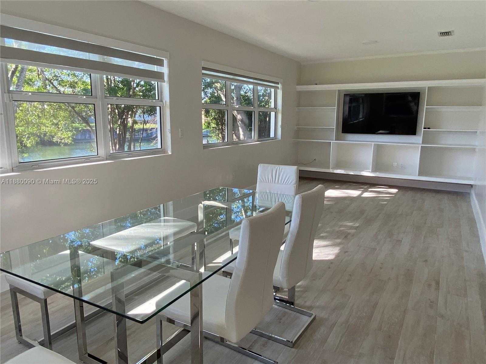 Small Image of 6090 SOUTH WEST 63RD AVE, South Miami Number 10