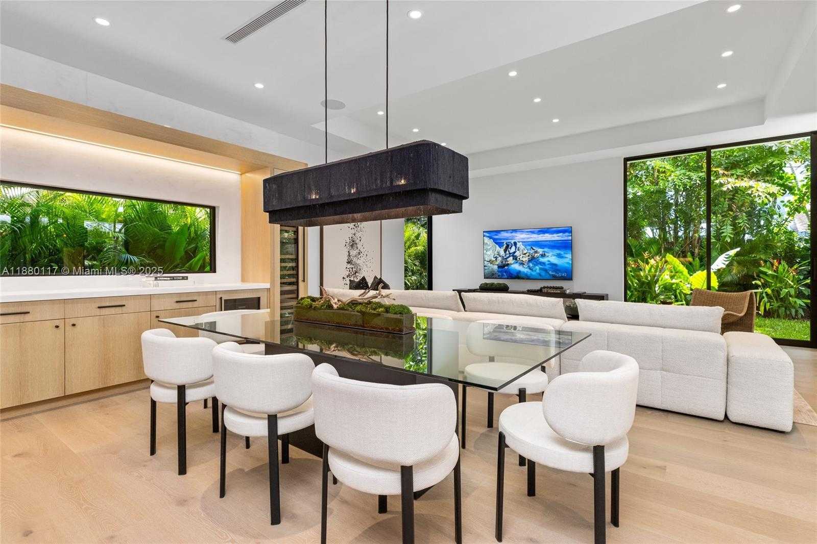 Small Image of 4024 BONITA AVE, Miami Number 16