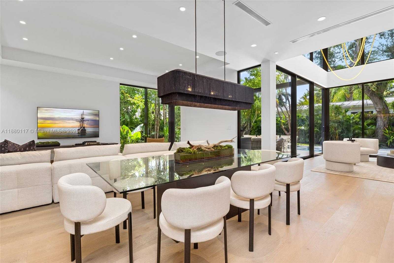 Small Image of 4024 BONITA AVE, Miami Number 17