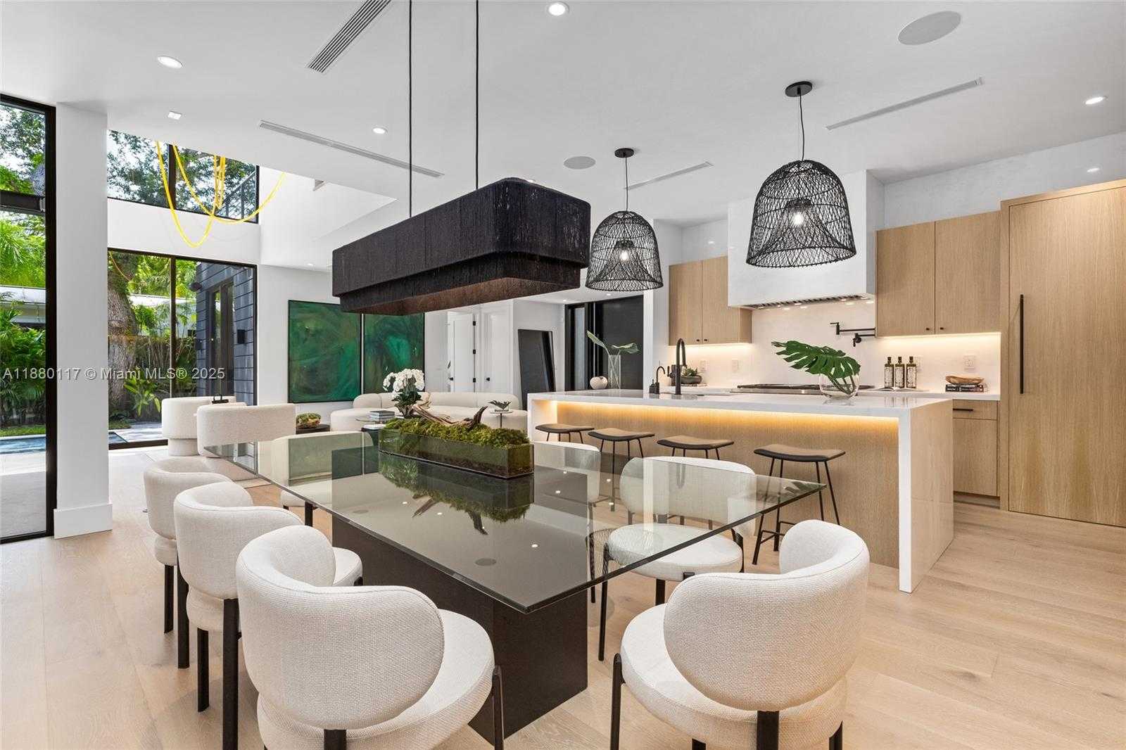 Small Image of 4024 BONITA AVE, Miami Number 18