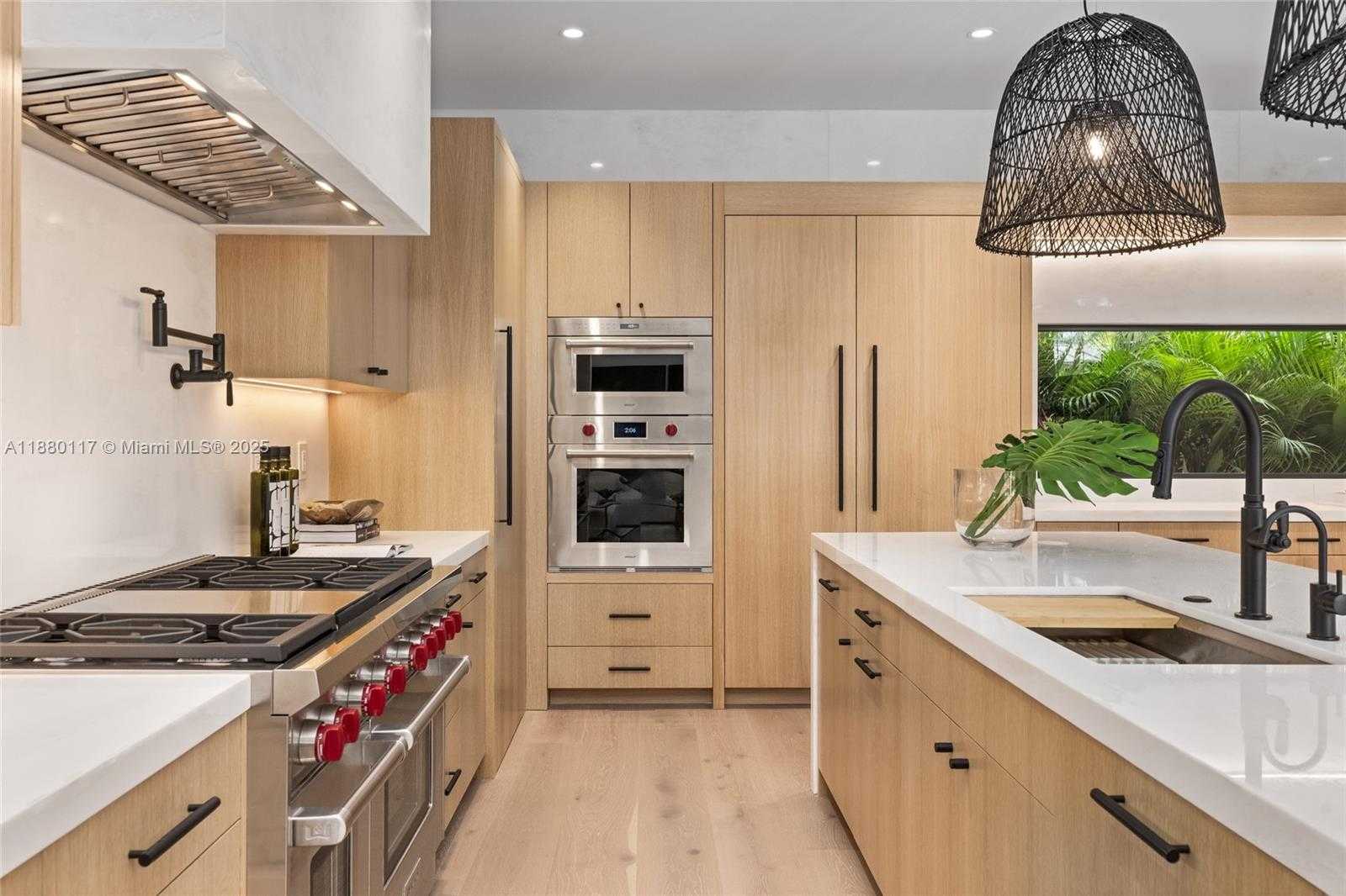 Small Image of 4024 BONITA AVE, Miami Number 24