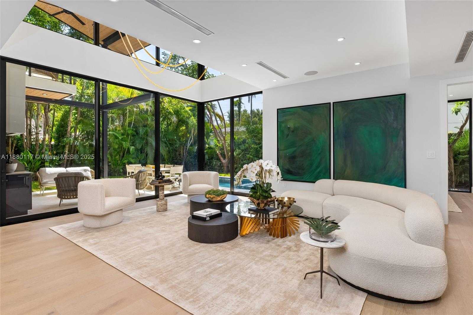 Small Image of 4024 BONITA AVE, Miami Number 36