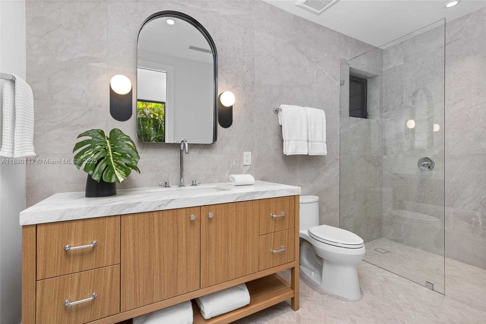 Small Image of 4024 BONITA AVE, Miami Number 42
