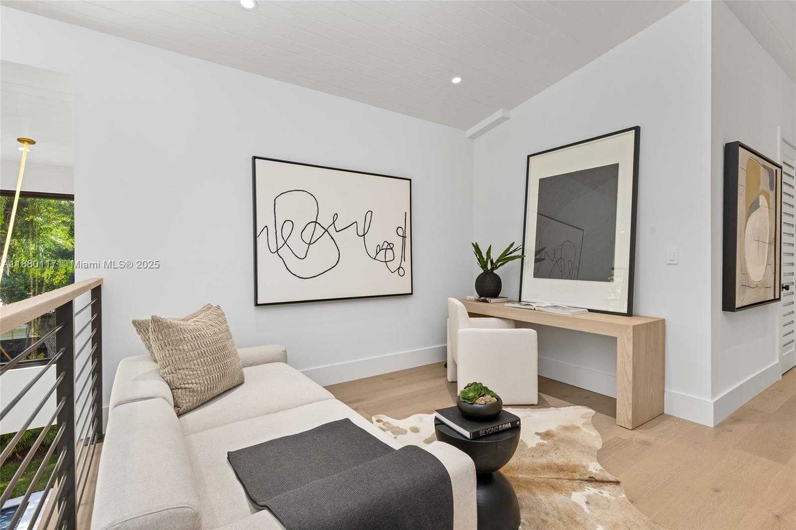 Small Image of 4024 BONITA AVE, Miami Number 46