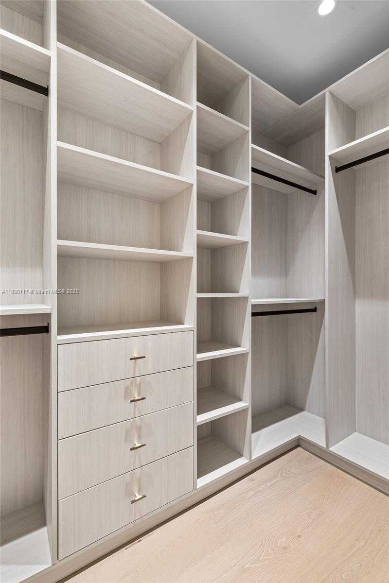 Small Image of 4024 BONITA AVE, Miami Number 59