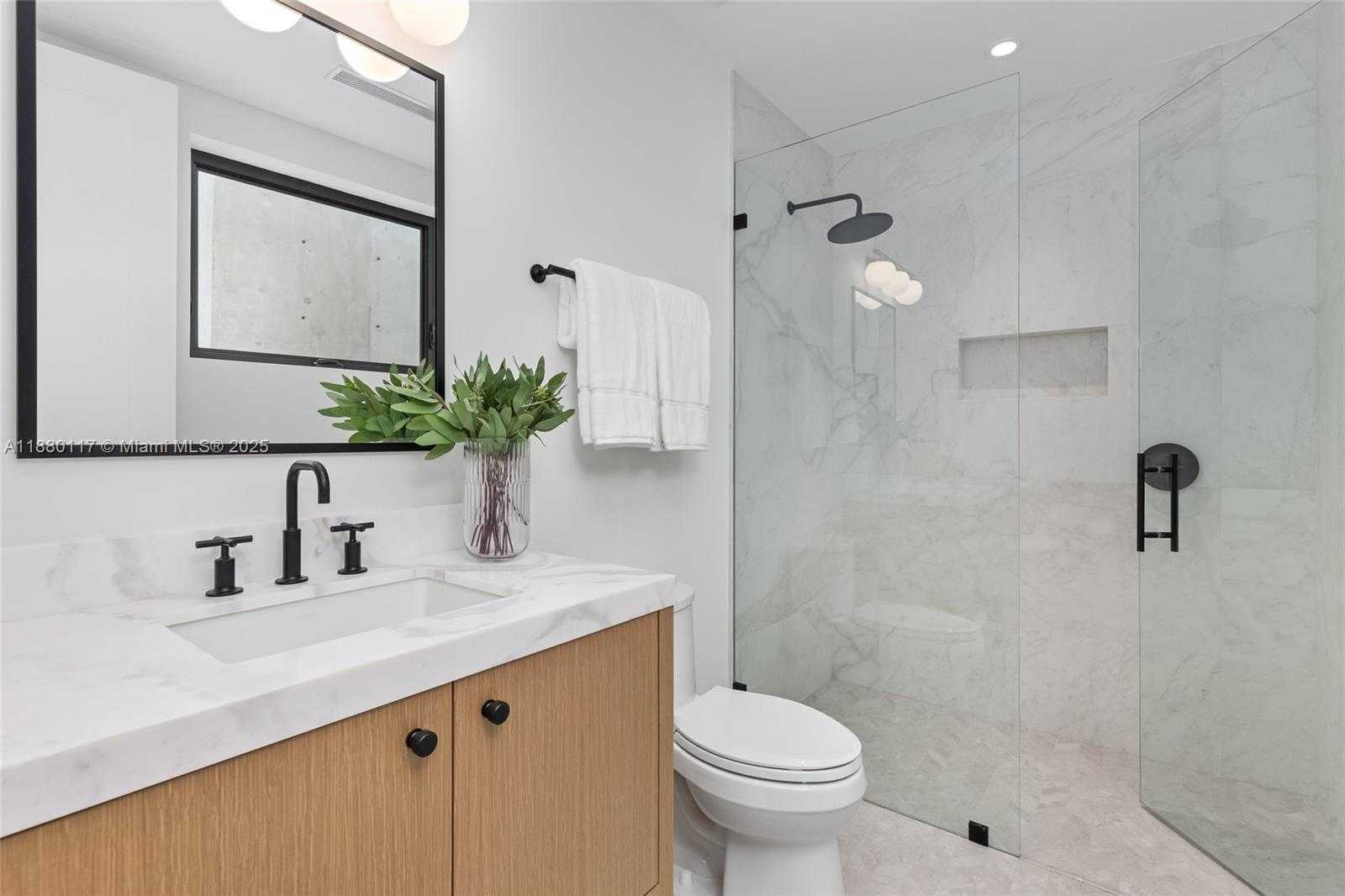 Small Image of 4024 BONITA AVE, Miami Number 62