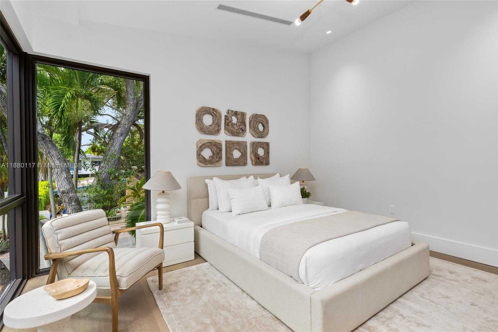 Small Image of 4024 BONITA AVE, Miami Number 67