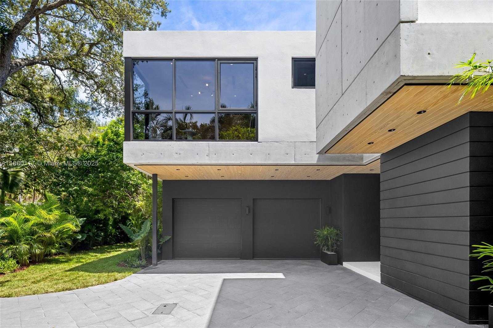 Small Image of 4024 BONITA AVE, Miami Number 7