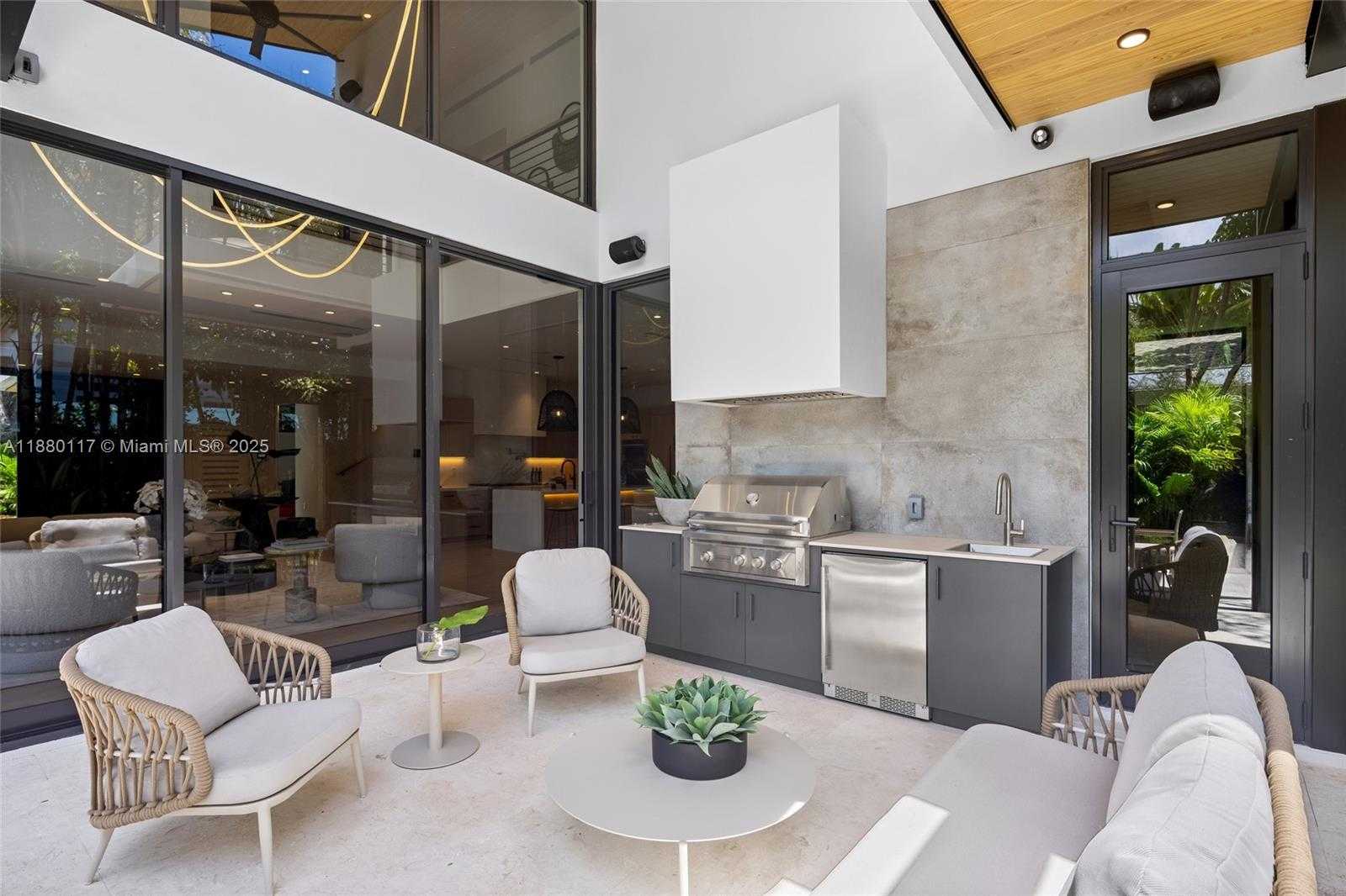Small Image of 4024 BONITA AVE, Miami Number 80